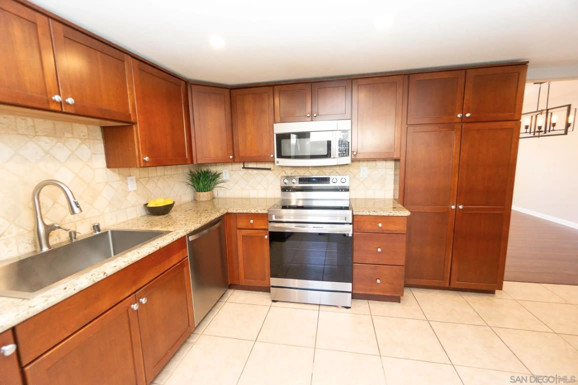 4219 Felton St – photo 4