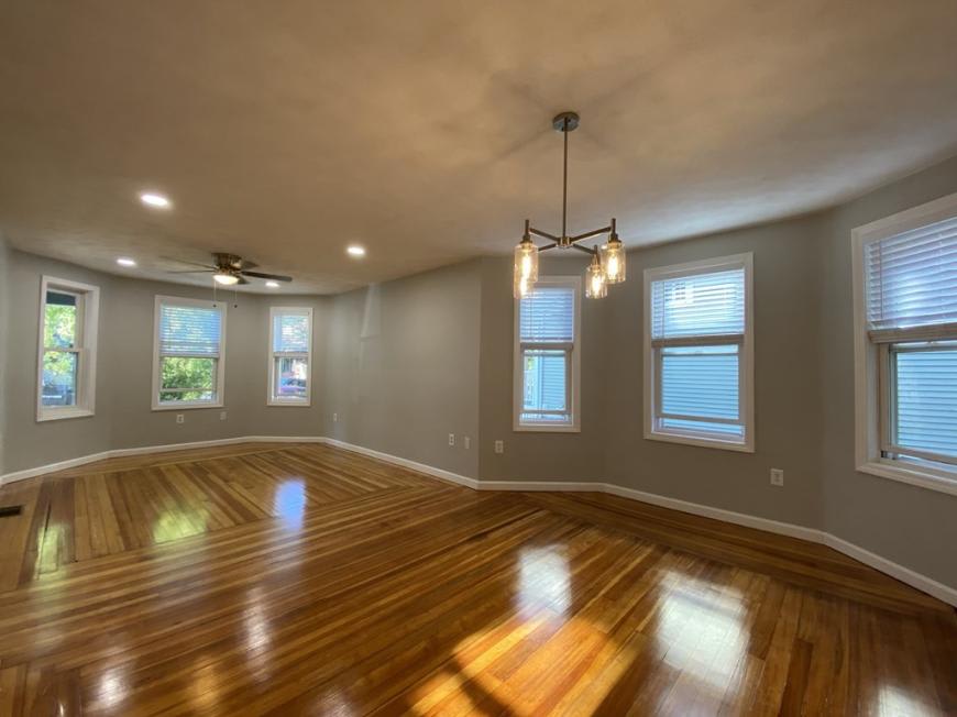 35 Early Ave. – photo 4