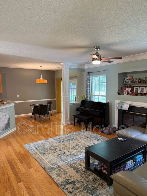 510 Grafton Ct. – photo 3