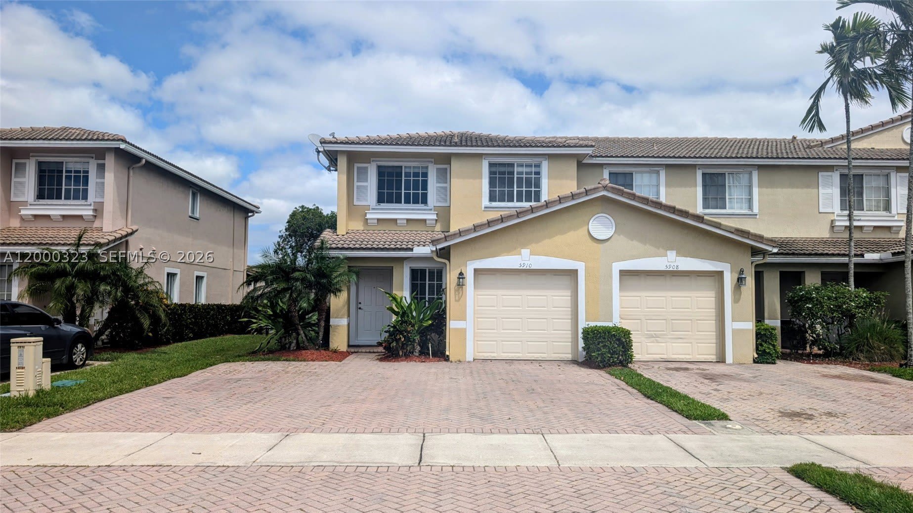 5910 Royal Way – photo 1