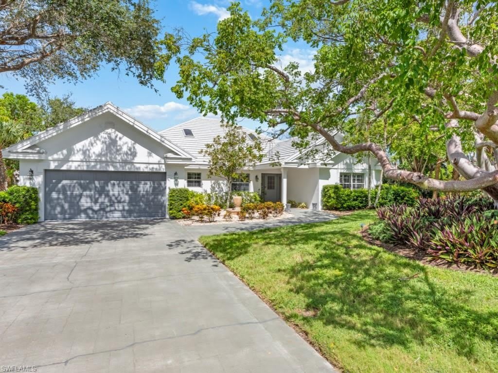 1131 Crayton Rd – photo 2