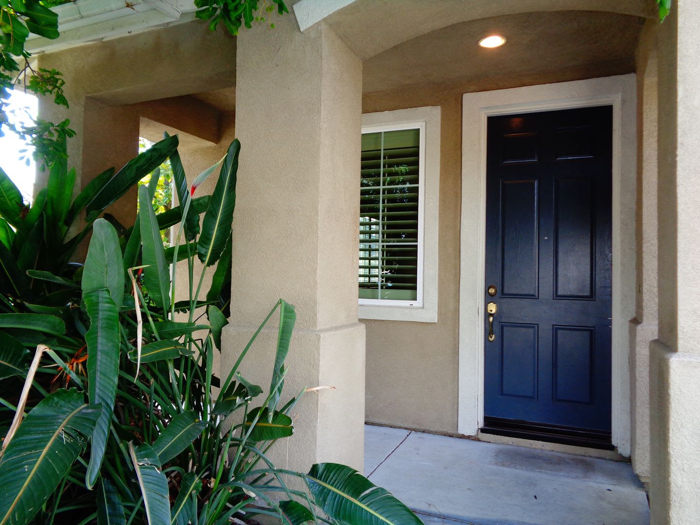 3 Bed 3 Bath Remodeled House For Rent in Gated and Private Upland Community – photo 1