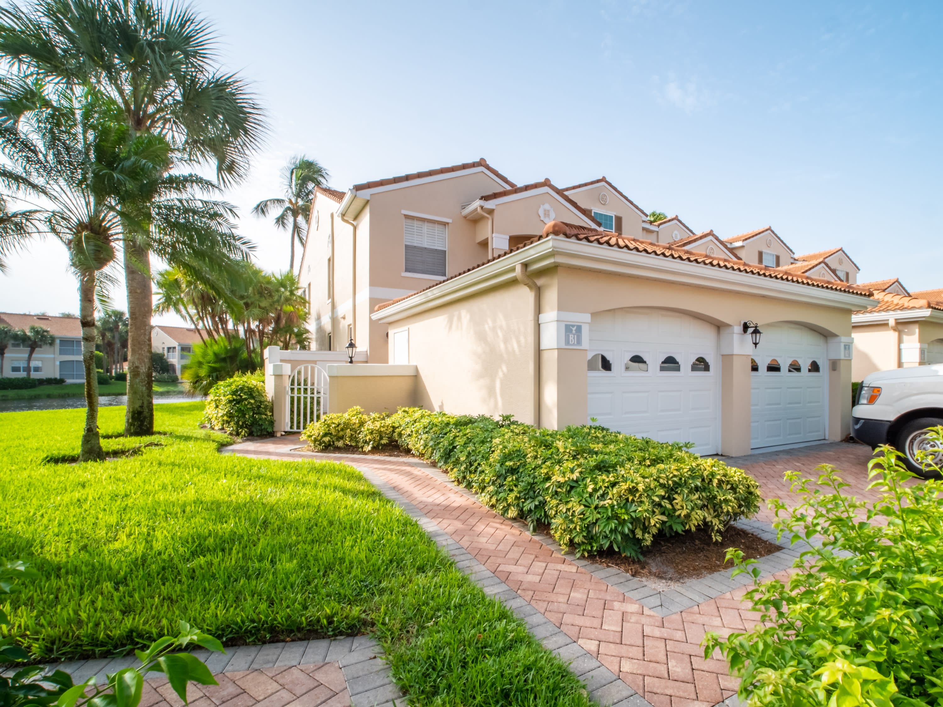 8415 Excalibur Circle – photo 1