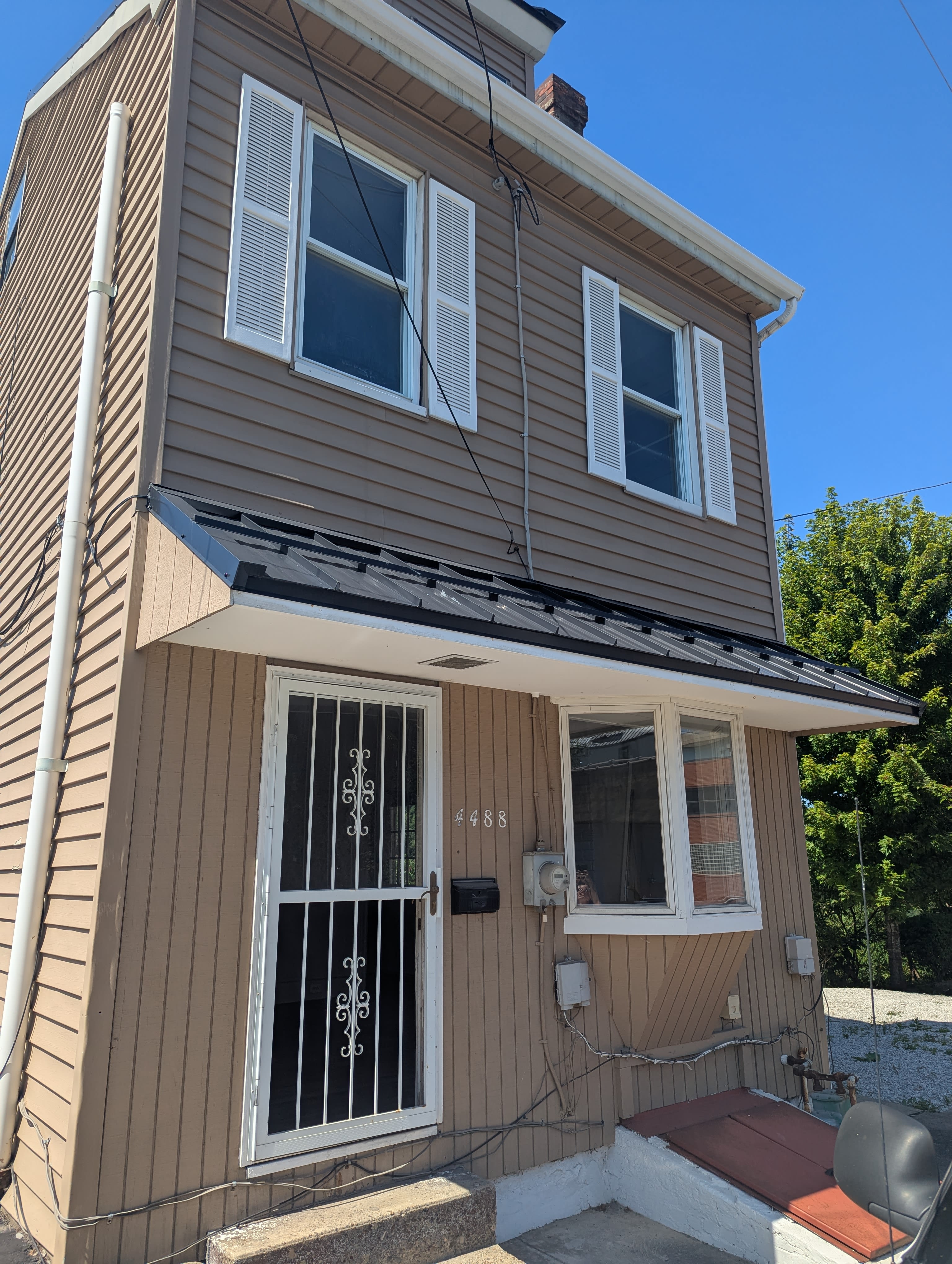 4488 Minerva St – photo 2