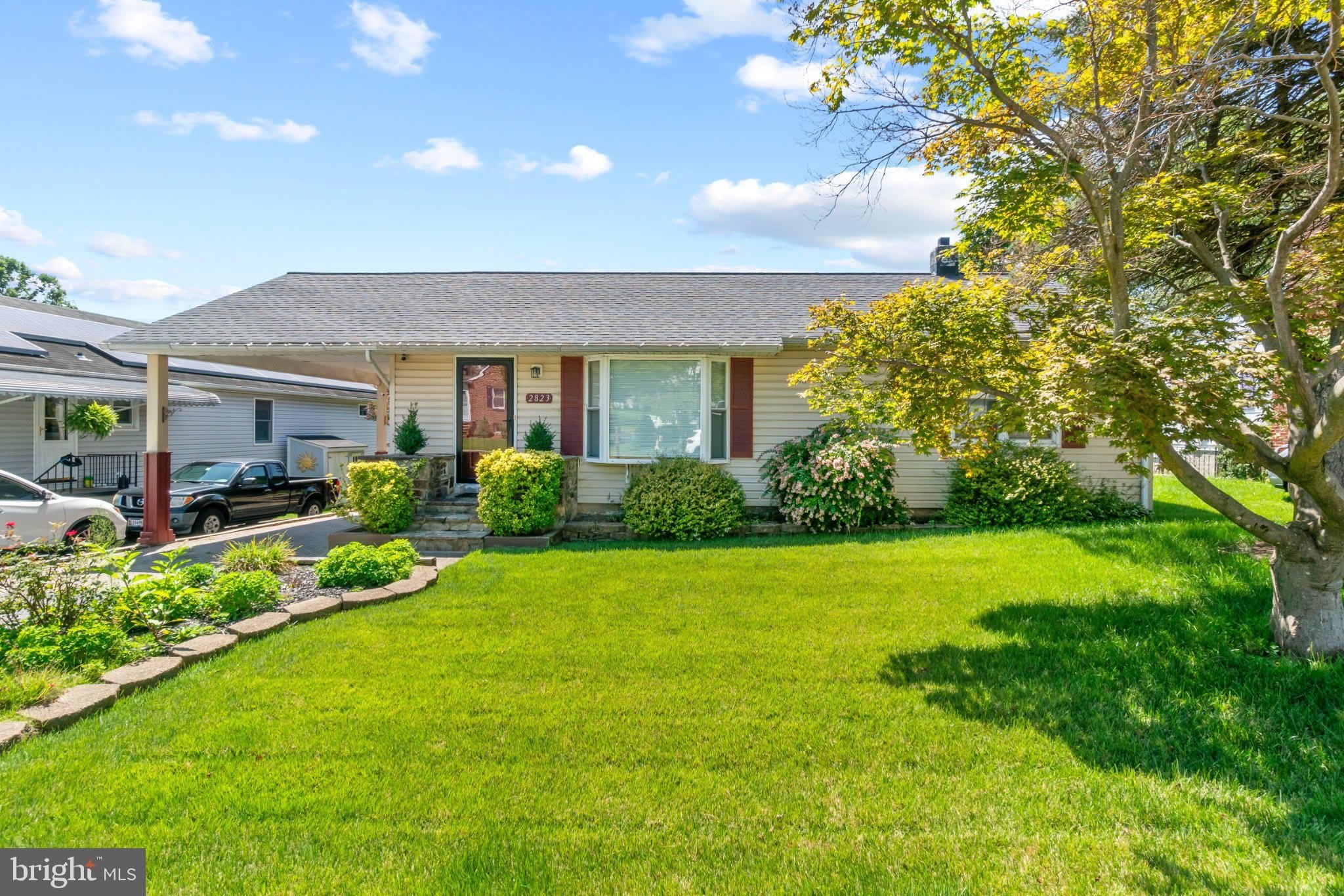 2823 SUPERIOR Avenue – photo 1