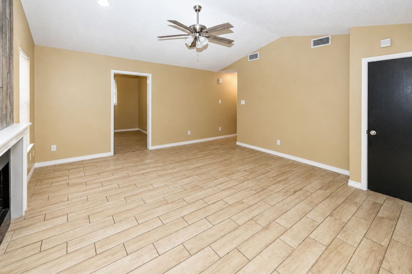 Charming Corner Lot Retreat: 3-Bedroom Haven in Killeen! – photo 5