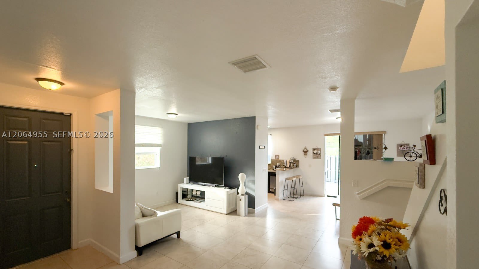 1001 NE 208th St – photo 5