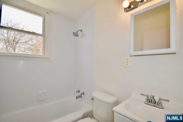 178 Washington Street – photo 5