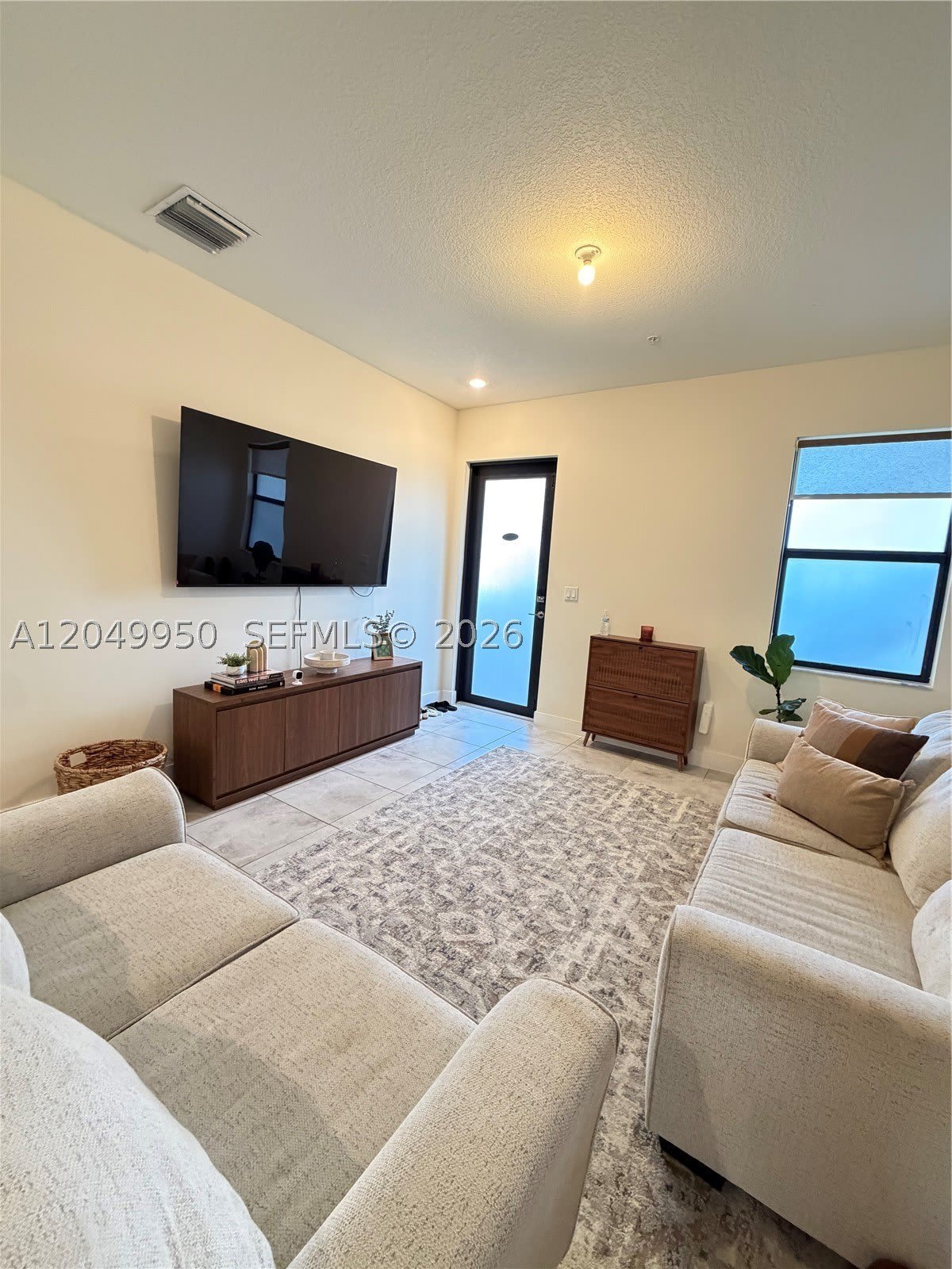 8195 NW 104th Ave – photo 4