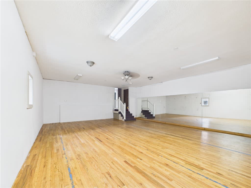 40 East Genesee Street – photo 3