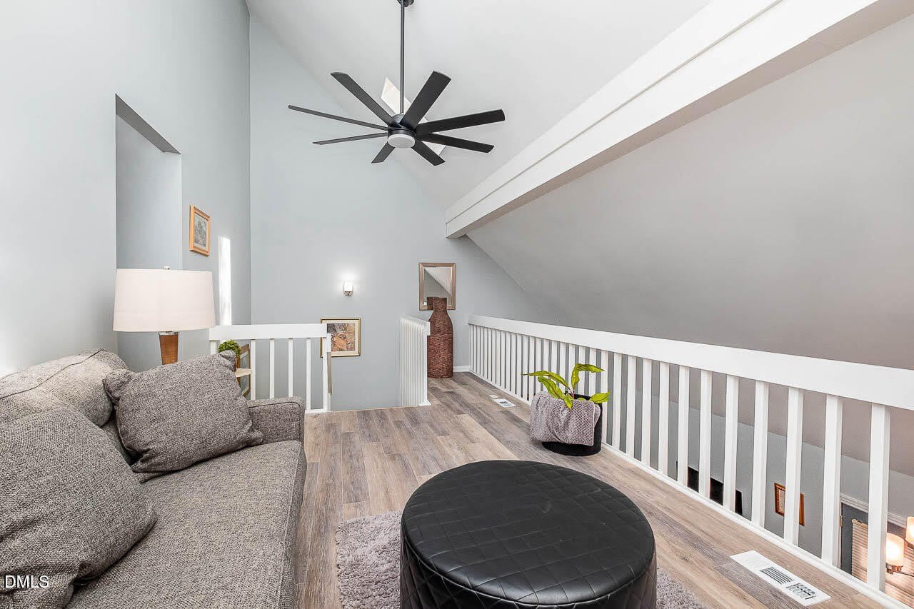 2100 Peppertree Street – photo 5