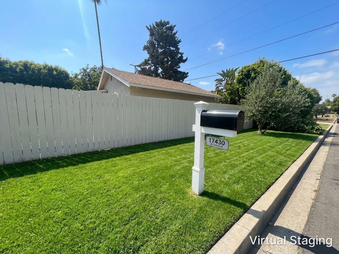 For Lease Charming 2 Bedroom 1 Bathroom Guest House In Prime Northridge Location – photo 2