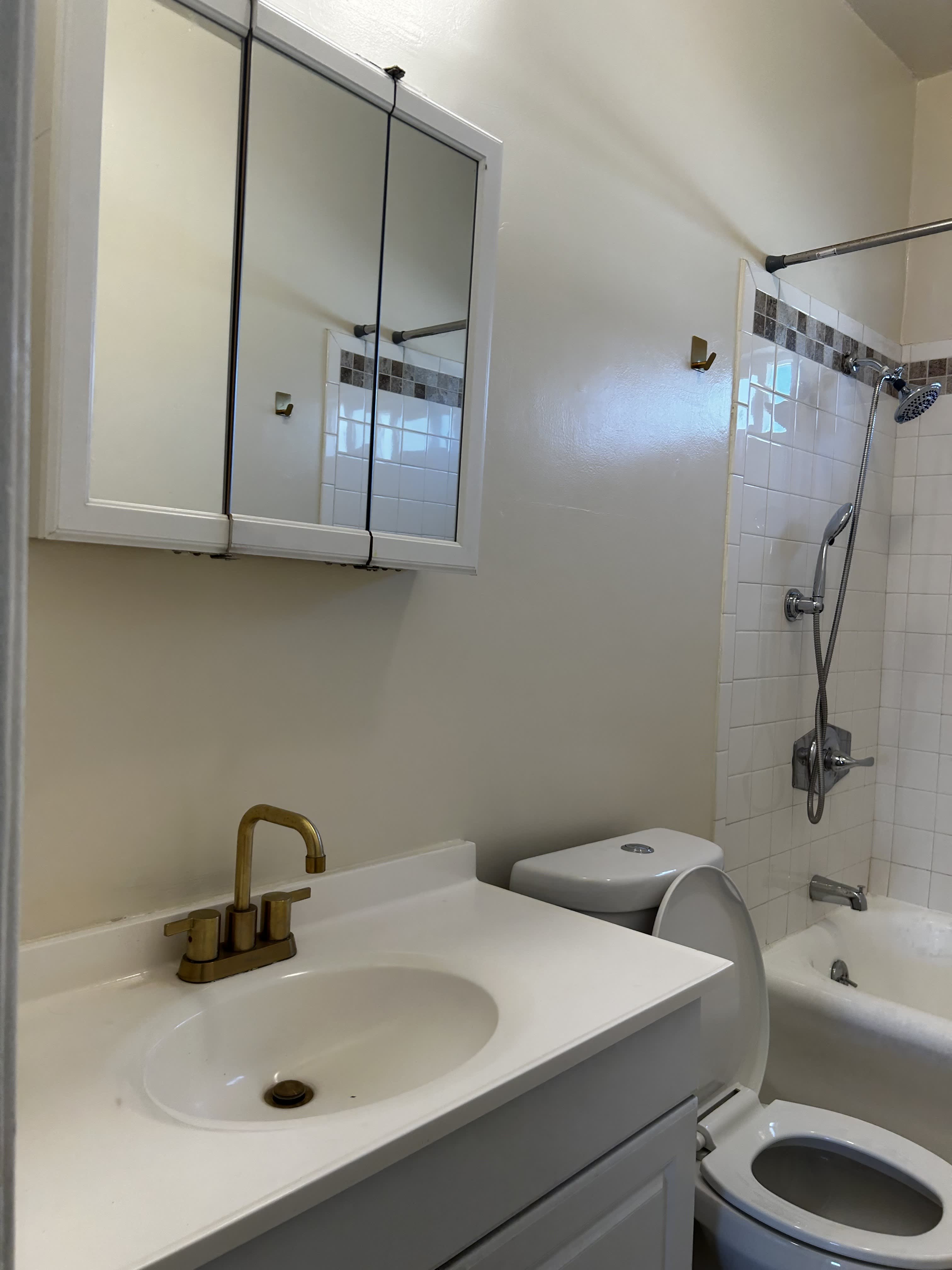 640 N Vista St – photo 2