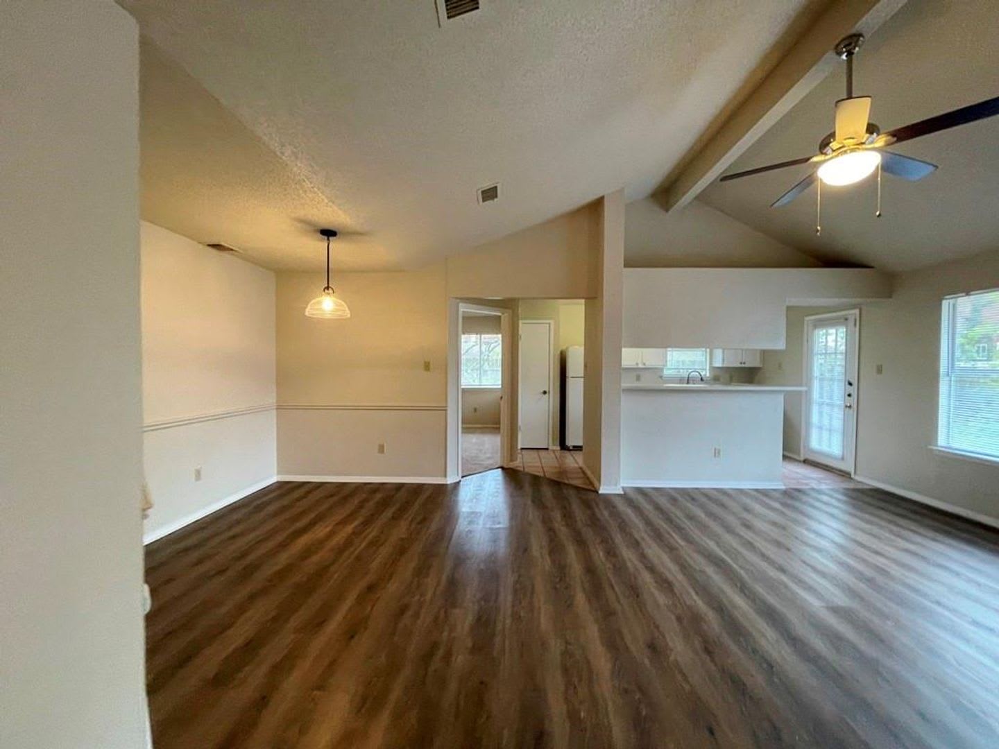 3 bed/ 2 bath available in Brushy Creek Village! – photo 4