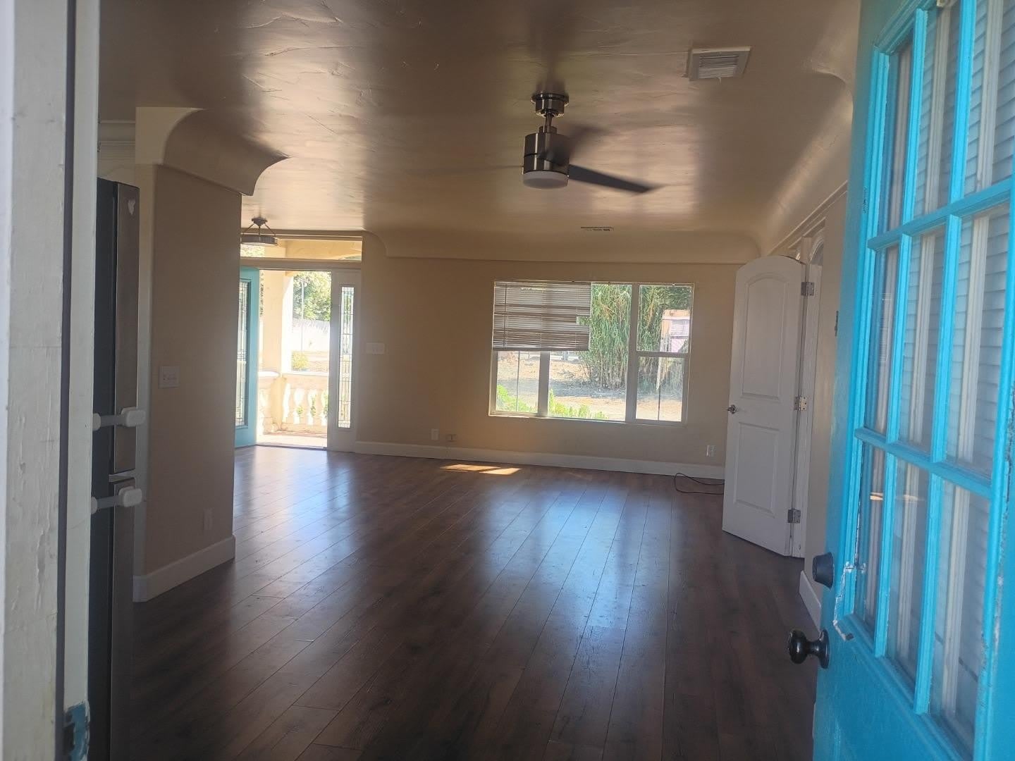 9775 New AVE – photo 4