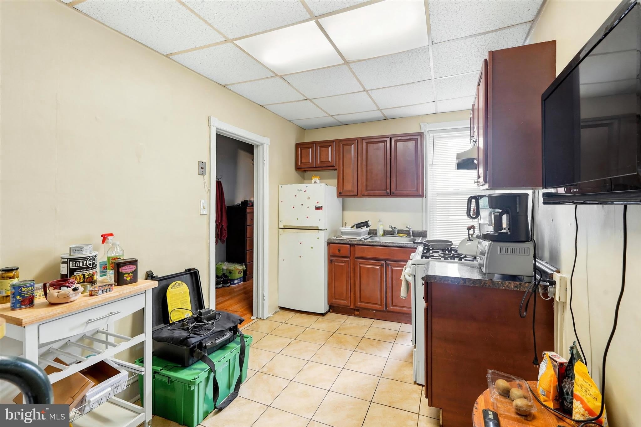 1833 DALY Street – photo 5