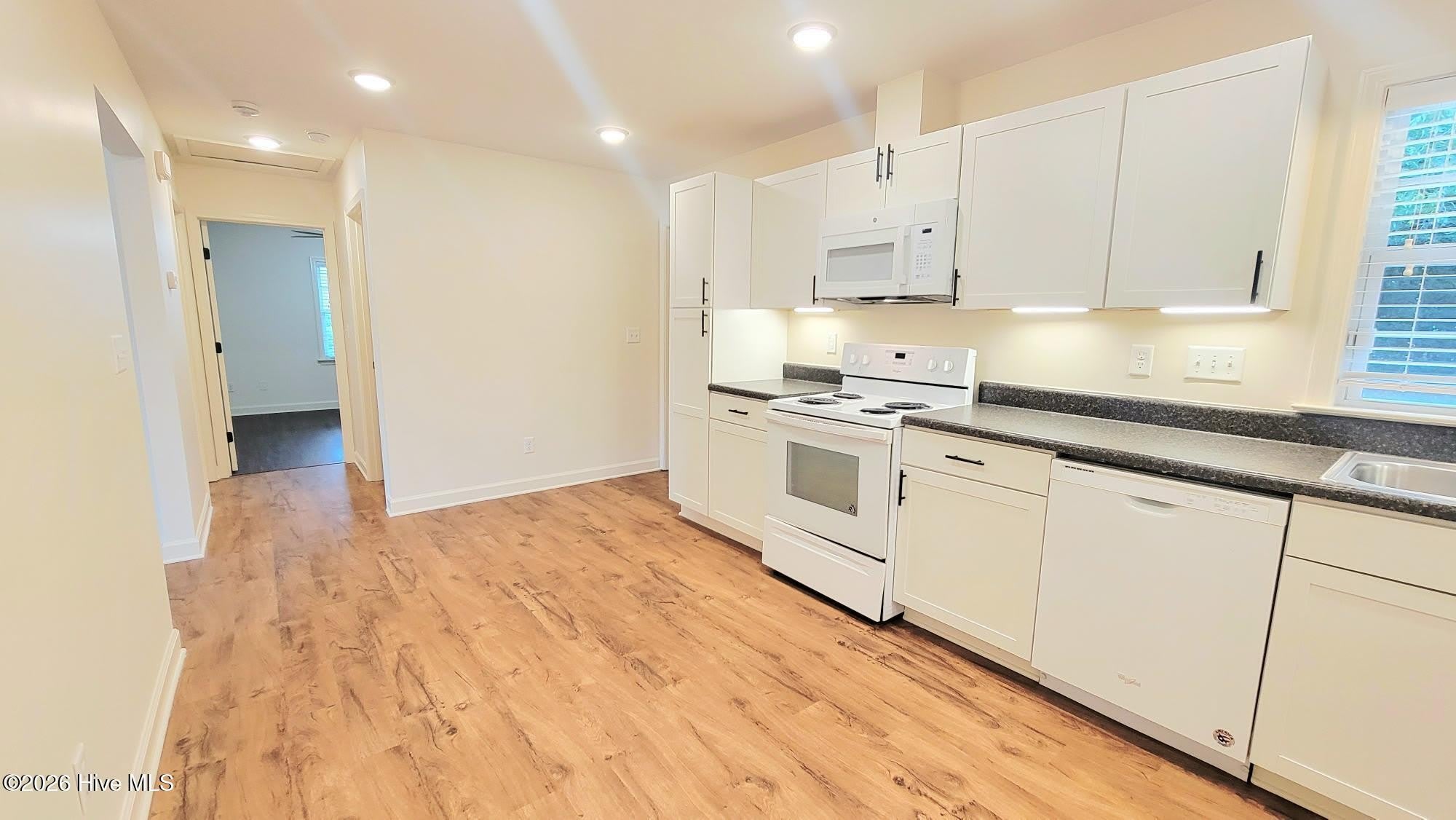 408 Pine Hills Drive – photo 5