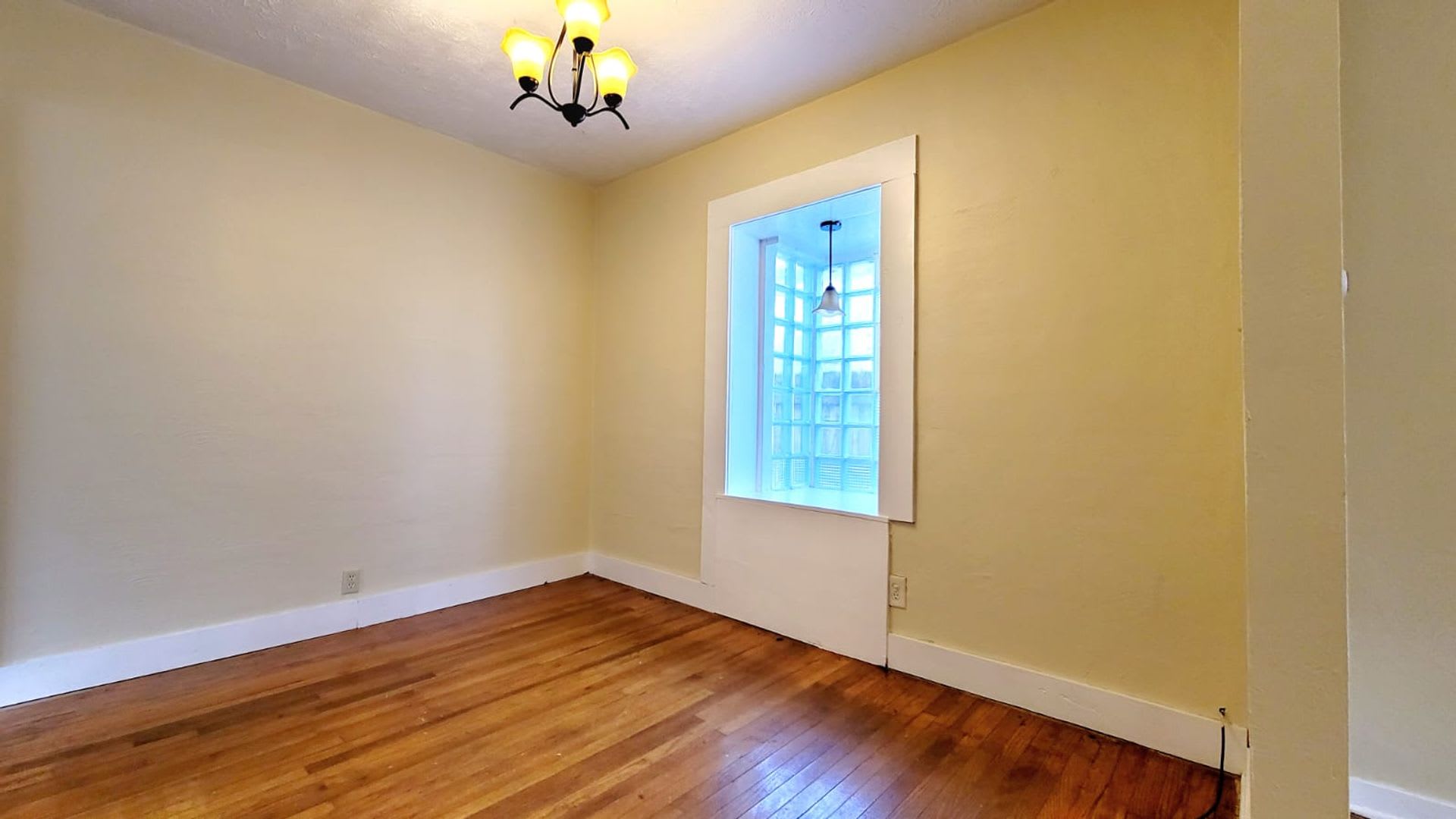 1819 Taylor St – photo 4