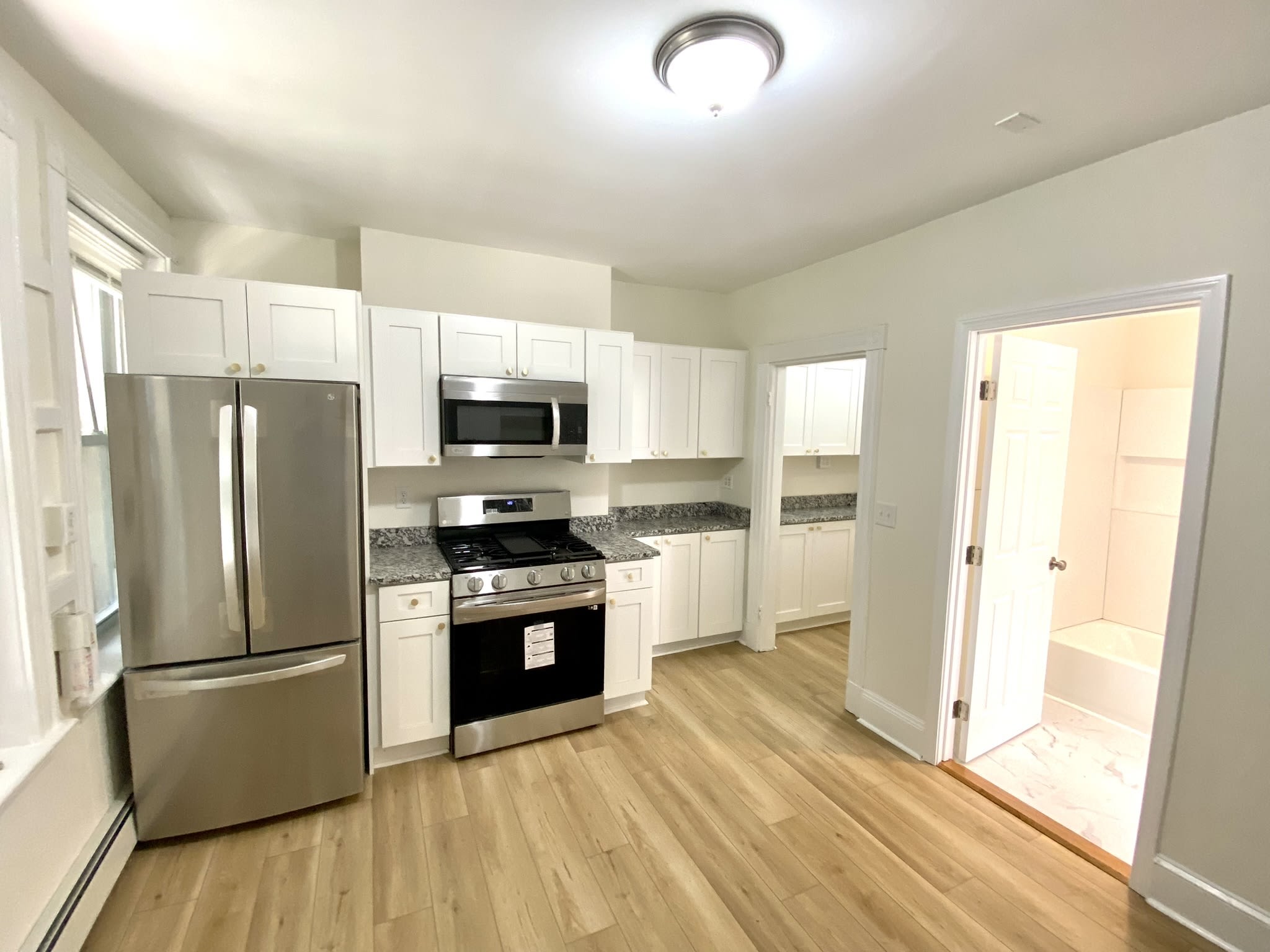 866 Huntington Avenue – photo 3