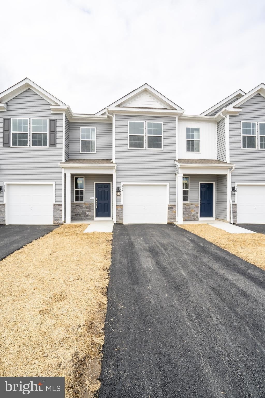 387 Mazzeo Drive – photo 1