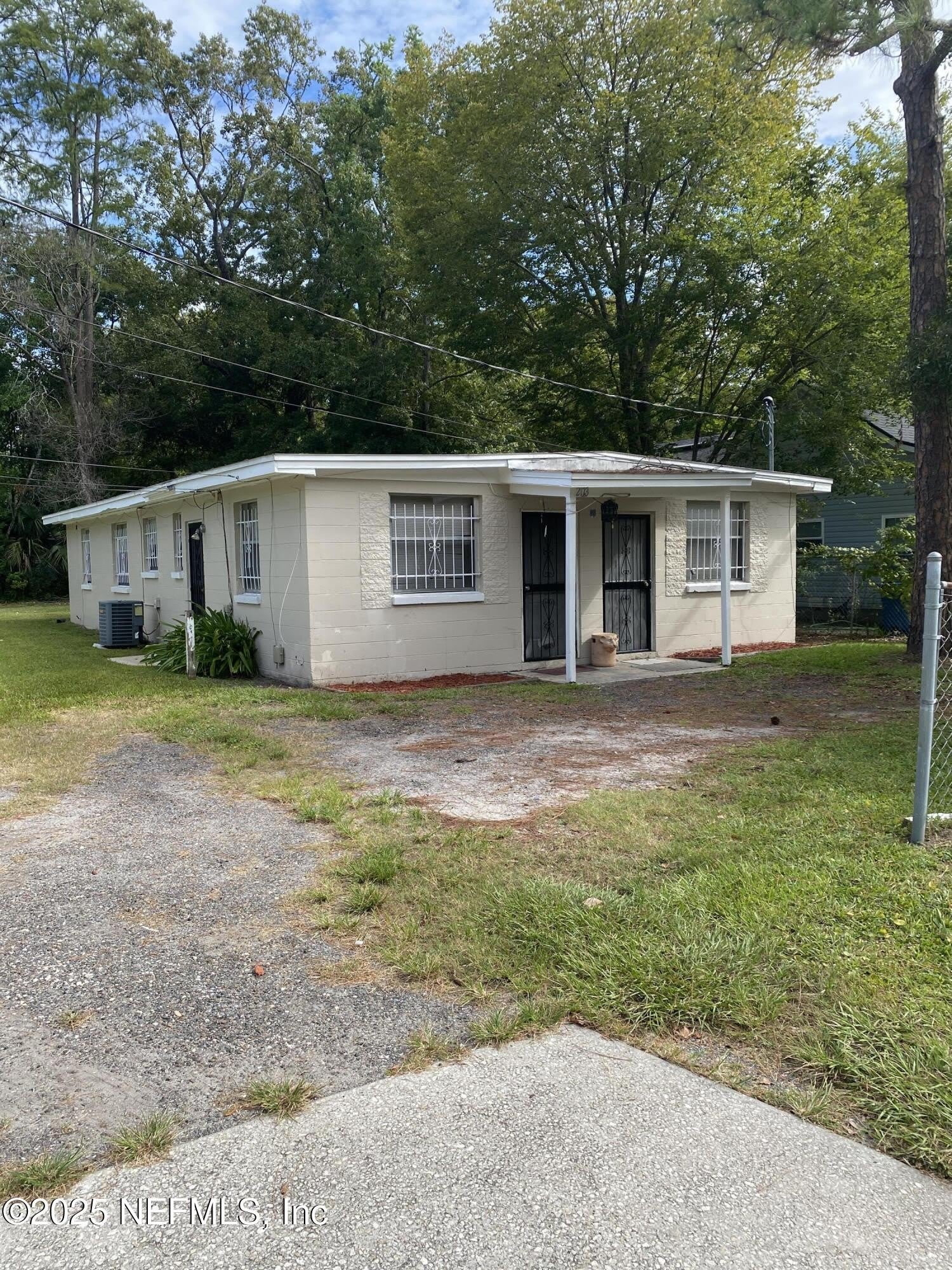 2171 W 40TH Street – photo 2
