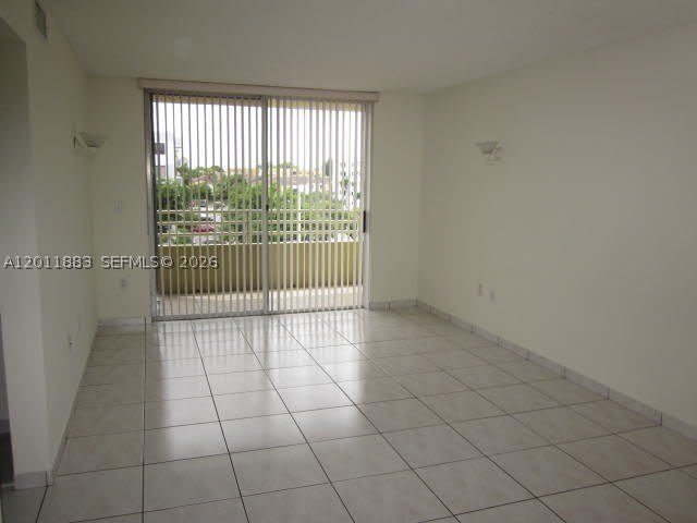 8201 NW 8th St – photo 2
