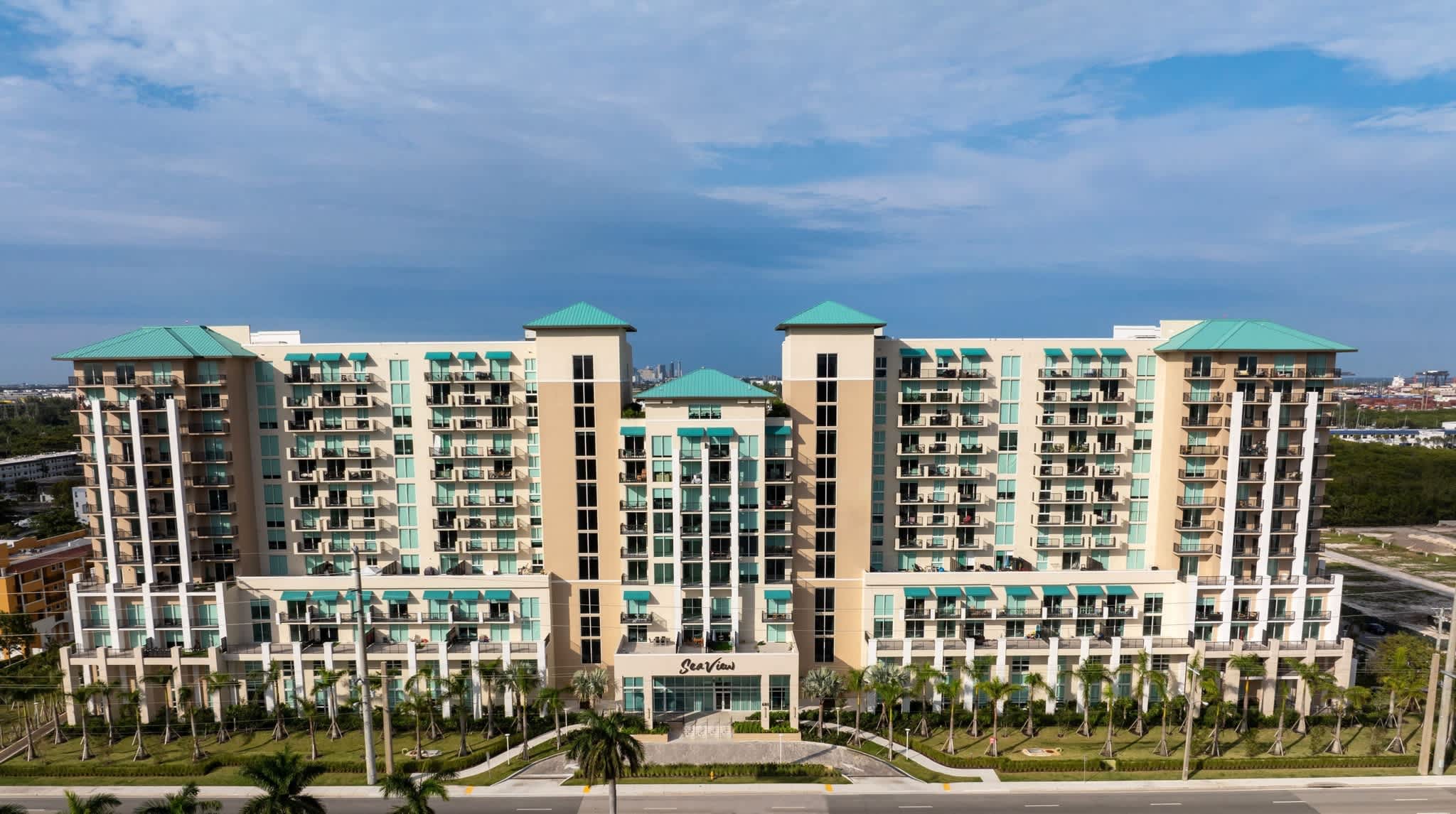 Sea View at Dania – photo 1