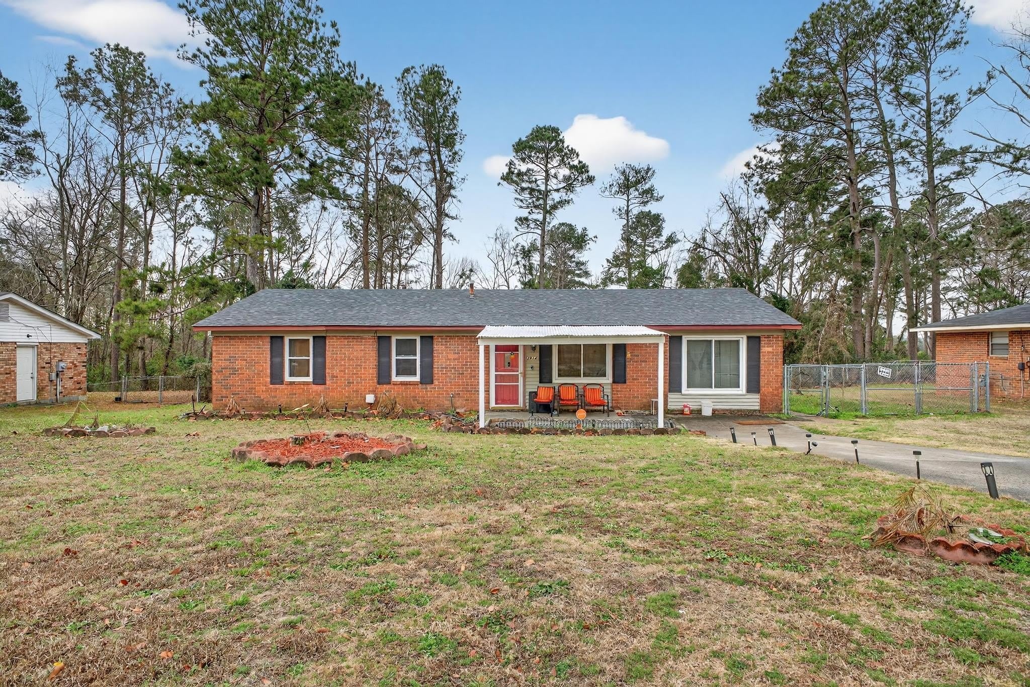 2914 Cumberland Drive – photo 1