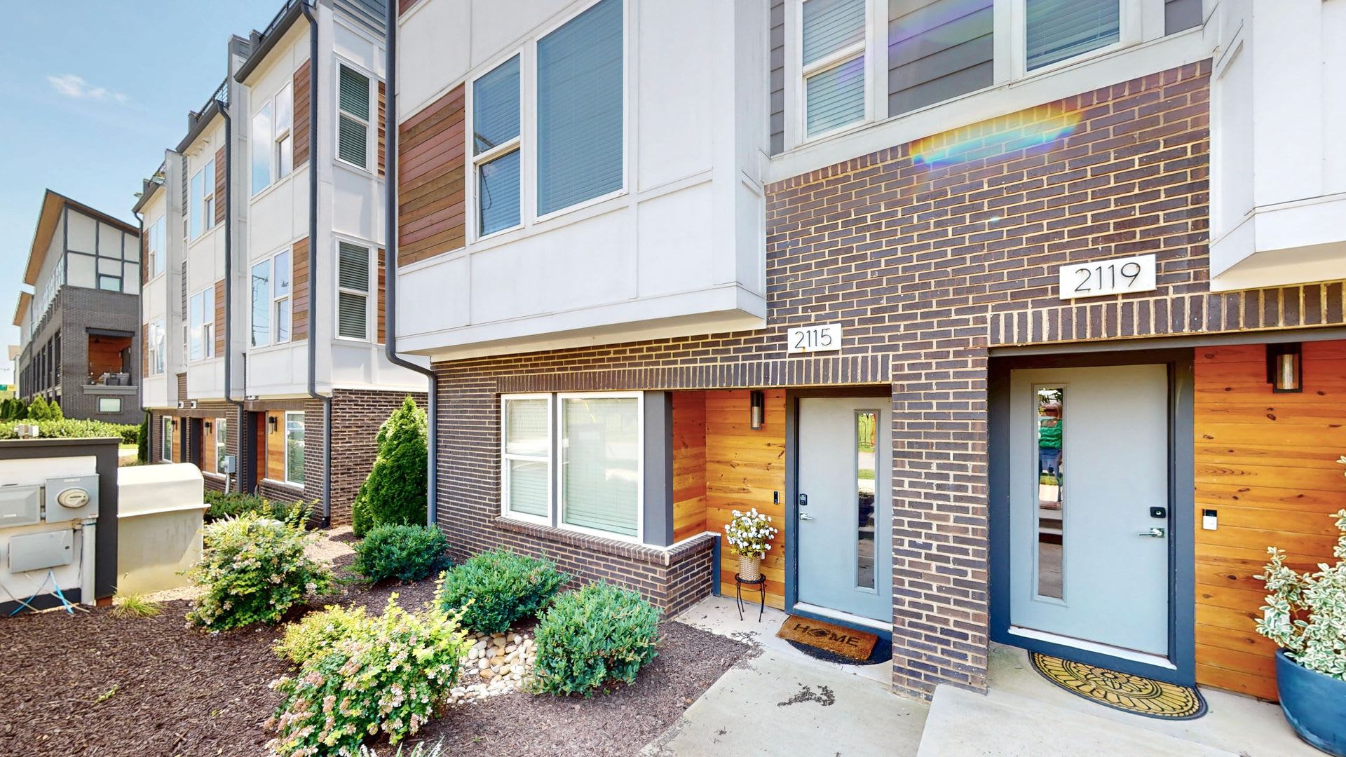 2115 Isom Street – photo 2