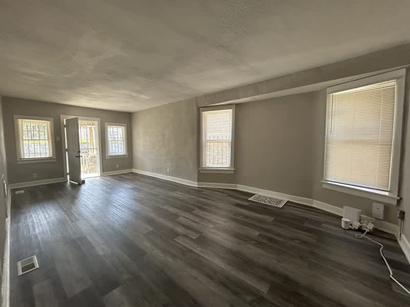 111 North Denver Avenue – photo 2