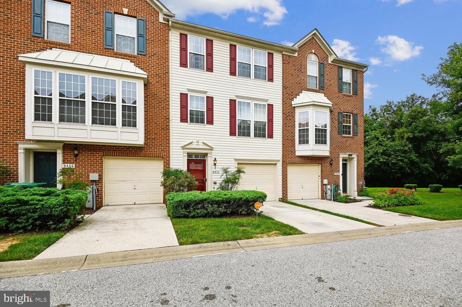 9457 BIRDHOUSE Circle – photo 2