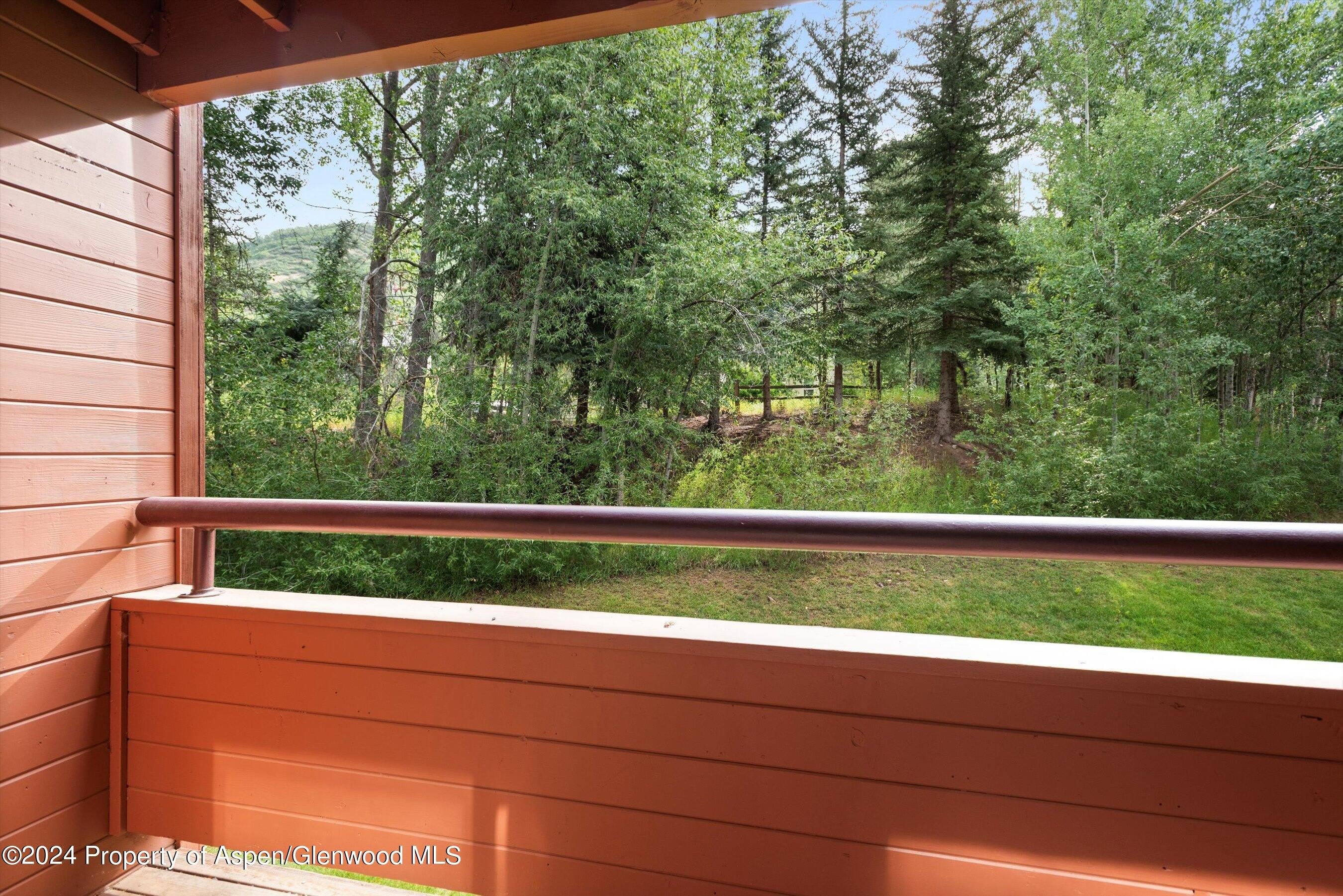 1326 Vine Street – photo 3