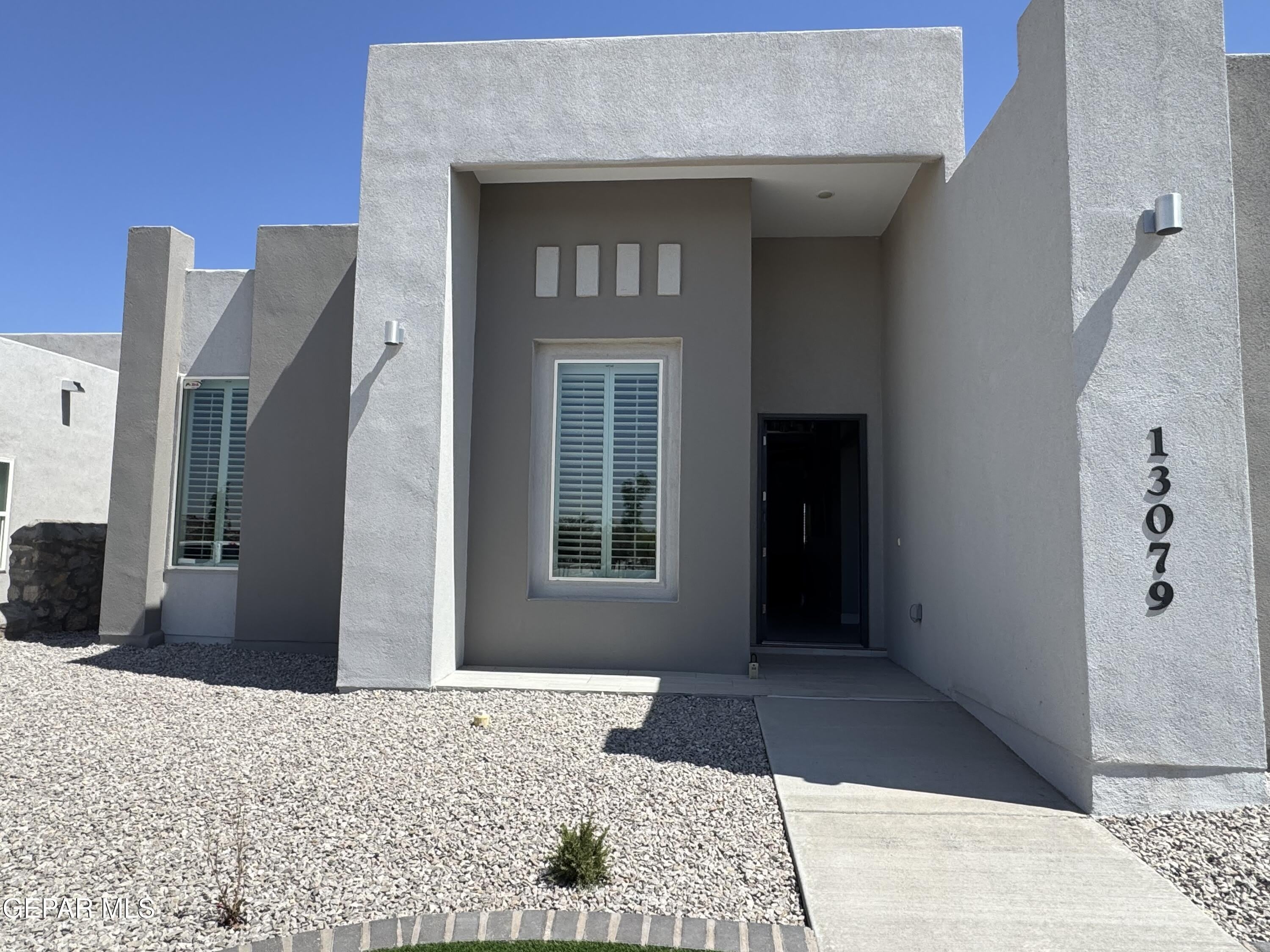 13079 Emerald Hills Avenue – photo 2