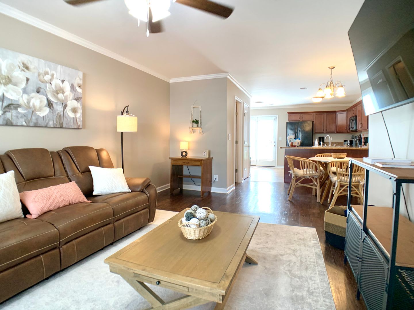 308 Sam Houston Cir Fully Furnished – photo 4