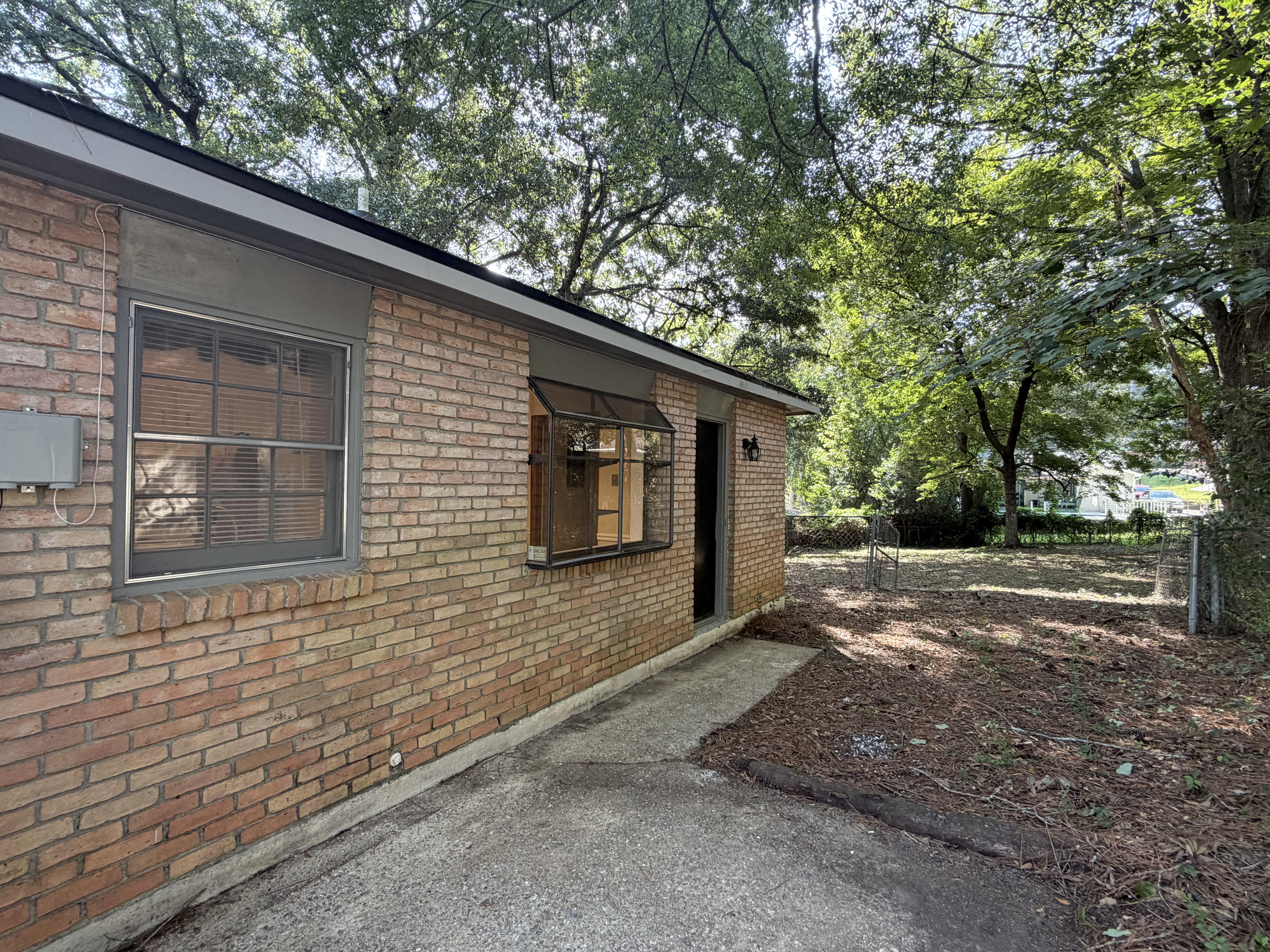 4416 Randall Dr – photo 3