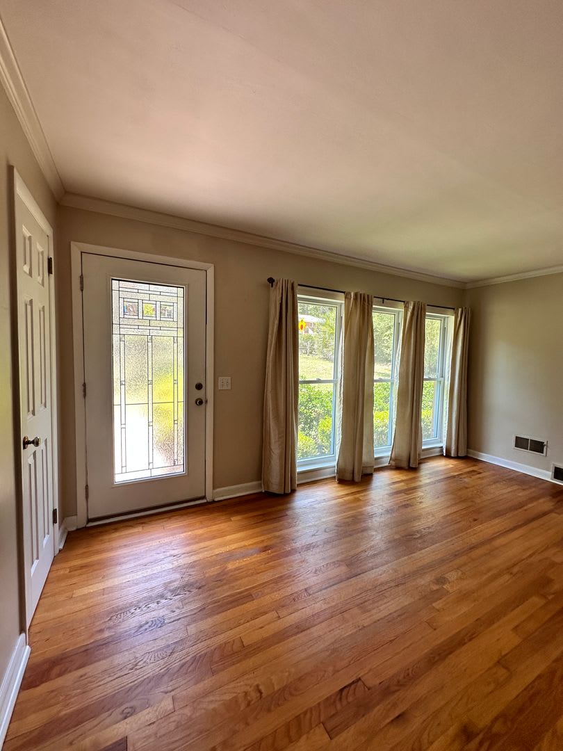 Exclusively Offered By Muse Realty, LLC – photo 3