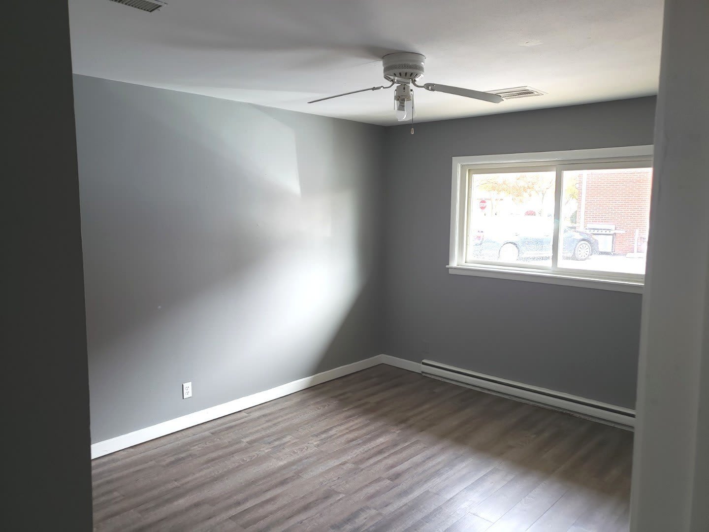 908 Greenbrier Road – photo 4