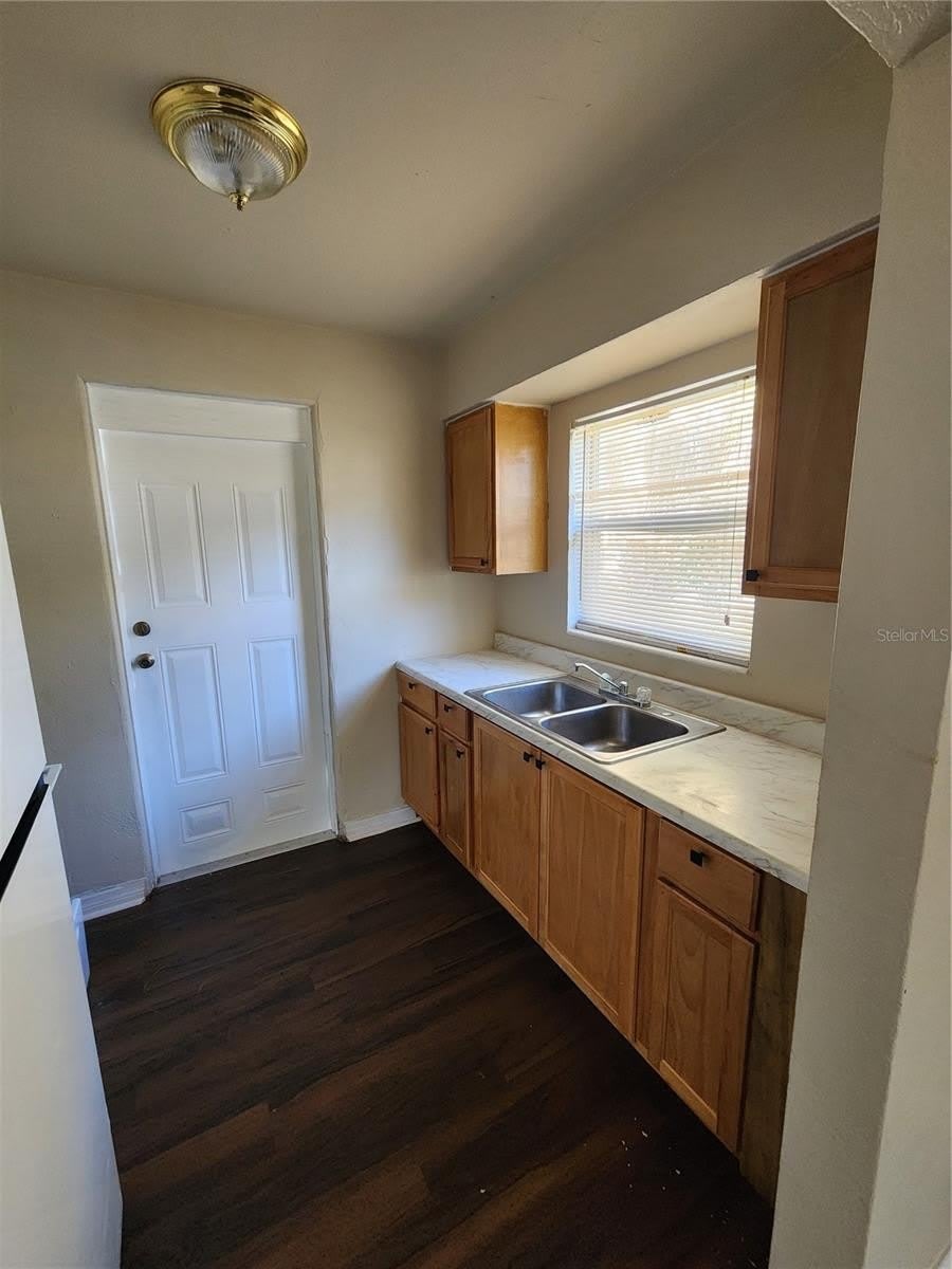 2219 HIGHLAND Street – photo 3