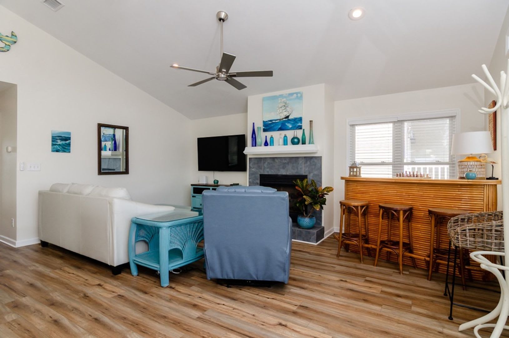 (K401) 334 Third Avenue S (Upstairs Unit) Kure Beach, NC 28449 – photo 4