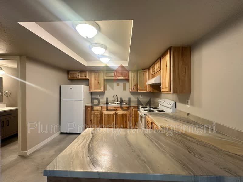 809 Bulwer Street – photo 3