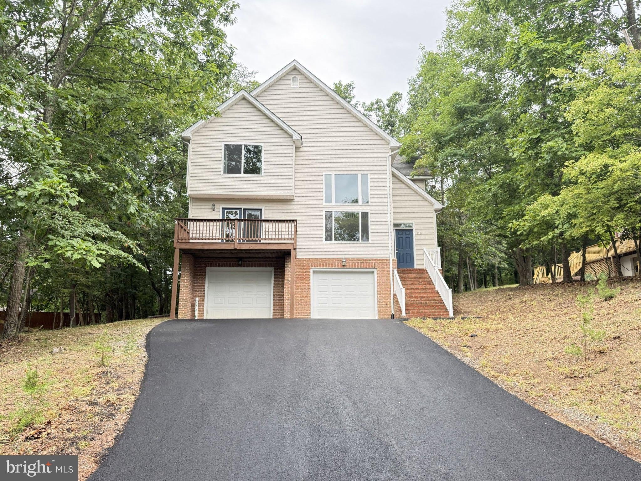1234 LAKEVIEW Drive – photo 1