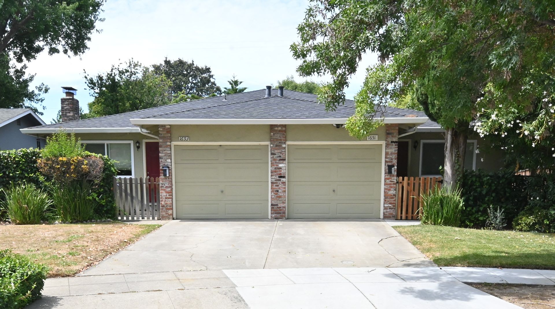 1651 Cassiar Dr – photo 1