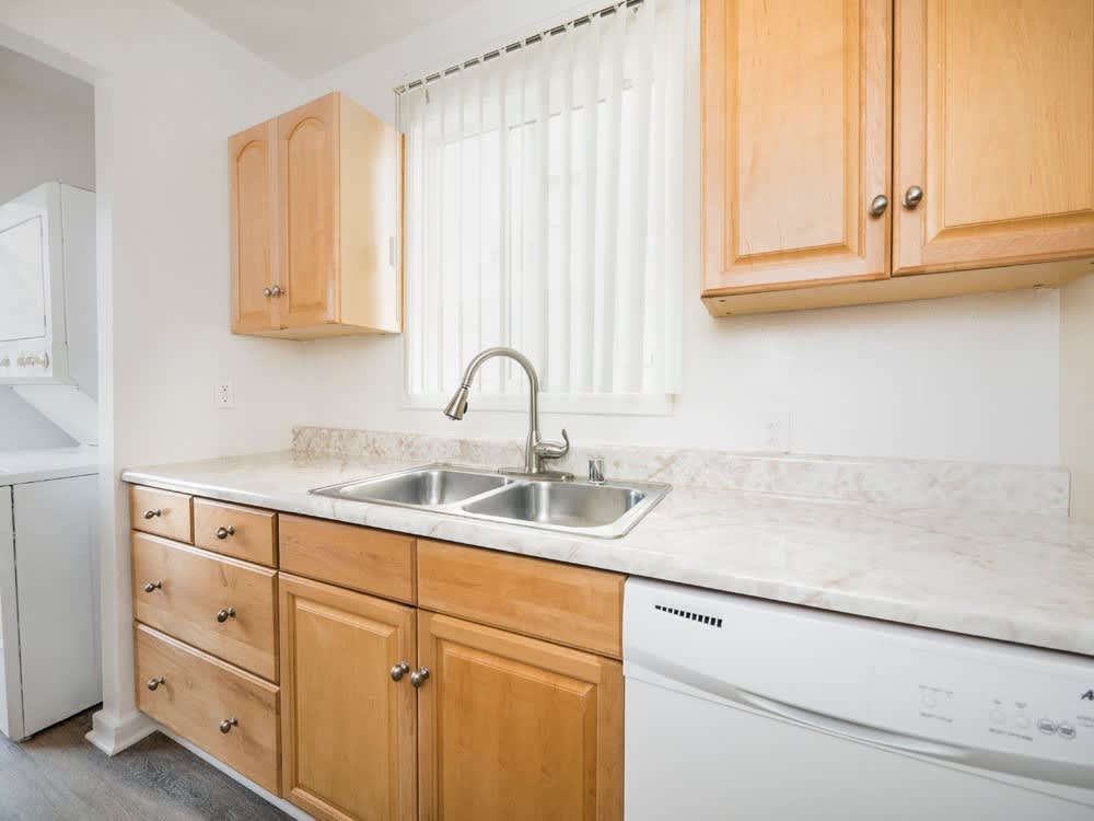 1209 South Orange Grove Boulevard – photo 5