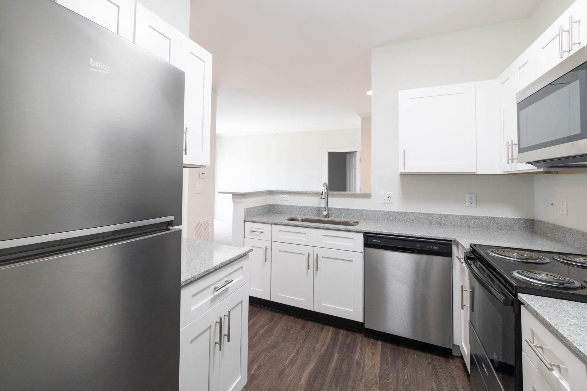 Center Point Apartments – photo 3