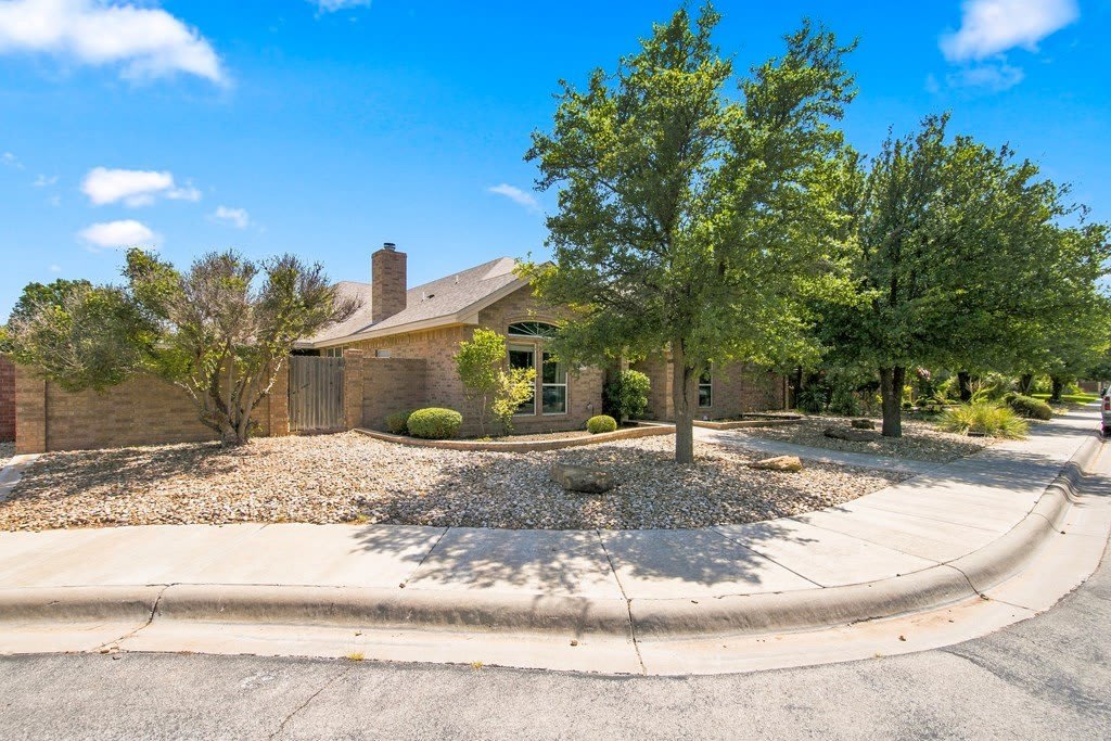 5513 Carmel Court – photo 3