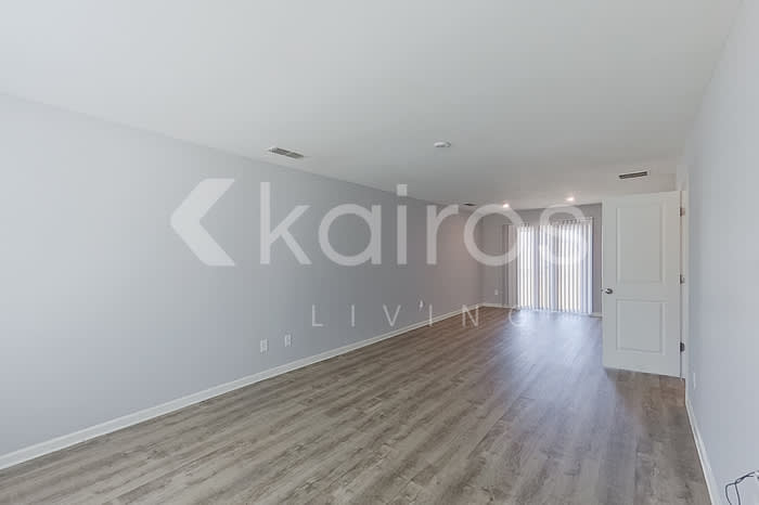 2826 Jordan Avenue – photo 3