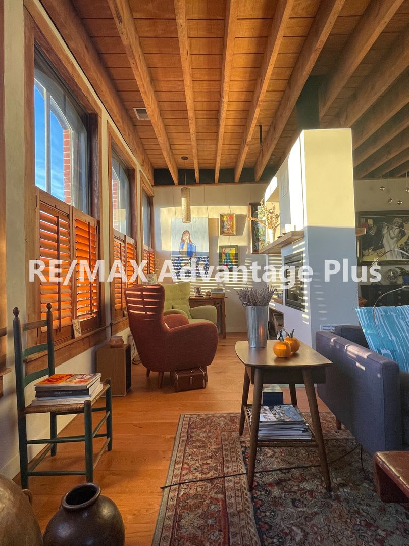 101 W. Second St. – photo 5