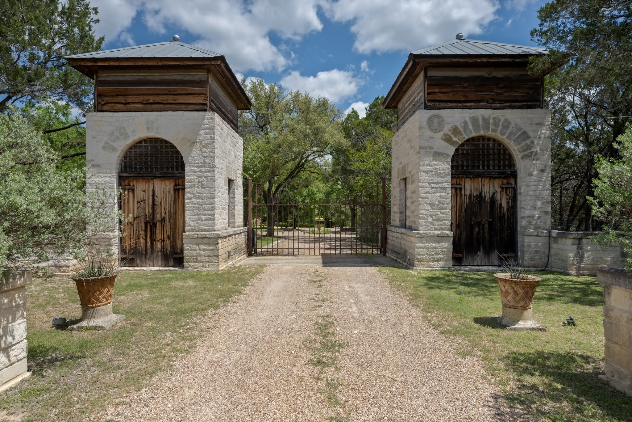 907 Crystal Creek Drive – photo 1