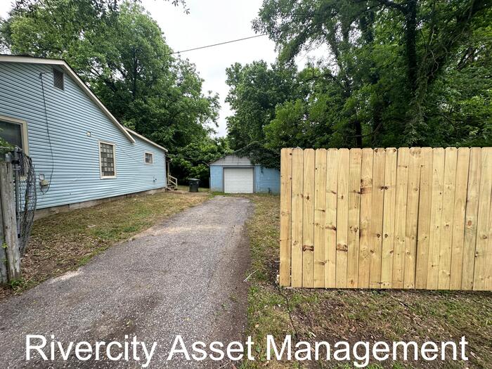 1358 Longcrest Road – photo 3