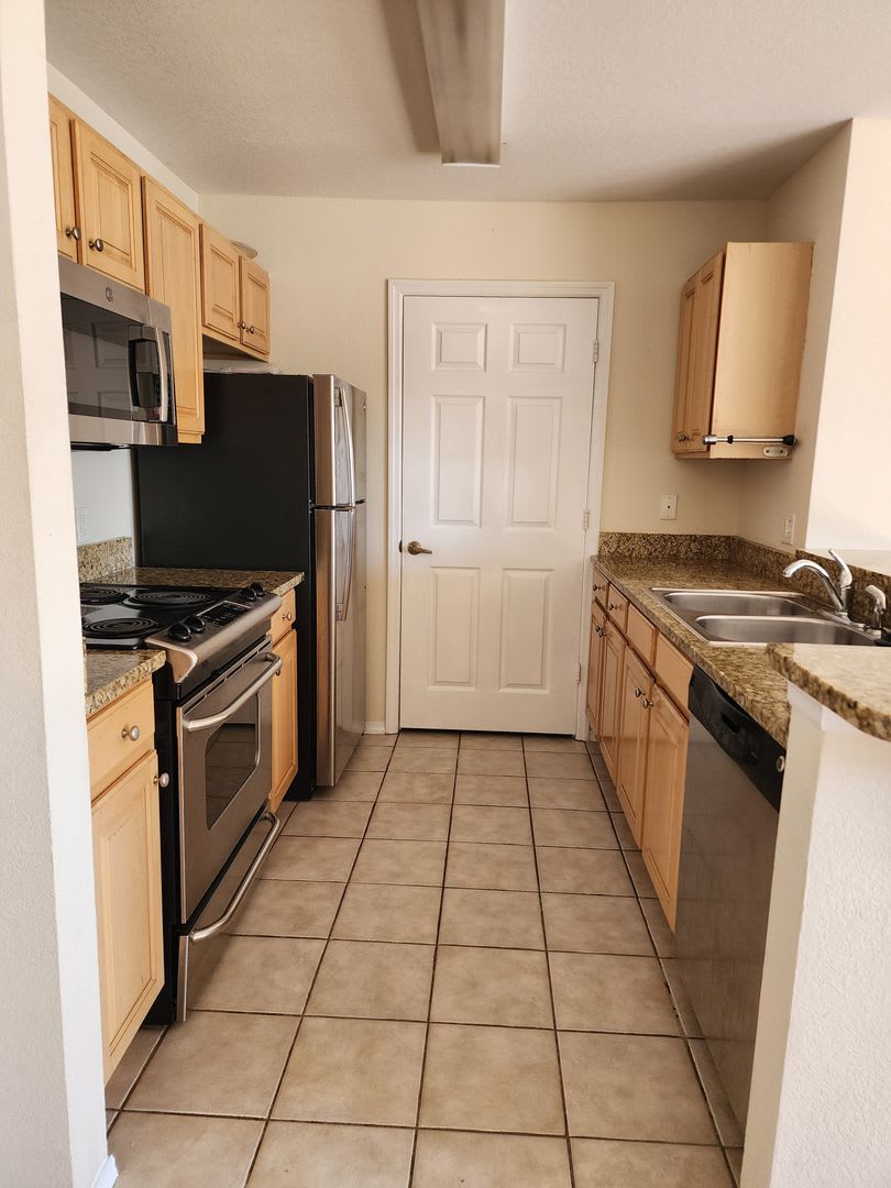 For Lease 3 Br 2 Ba Nautilus Cove Condo Includes Water Sewer Garbage – photo 3